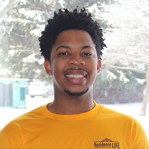 Luthando Xulu headshot